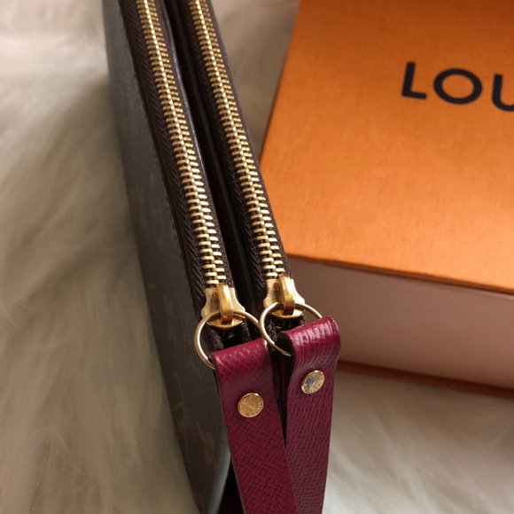 Louis Vuitton Authentic Adele Wallet - Picture 6 of 7